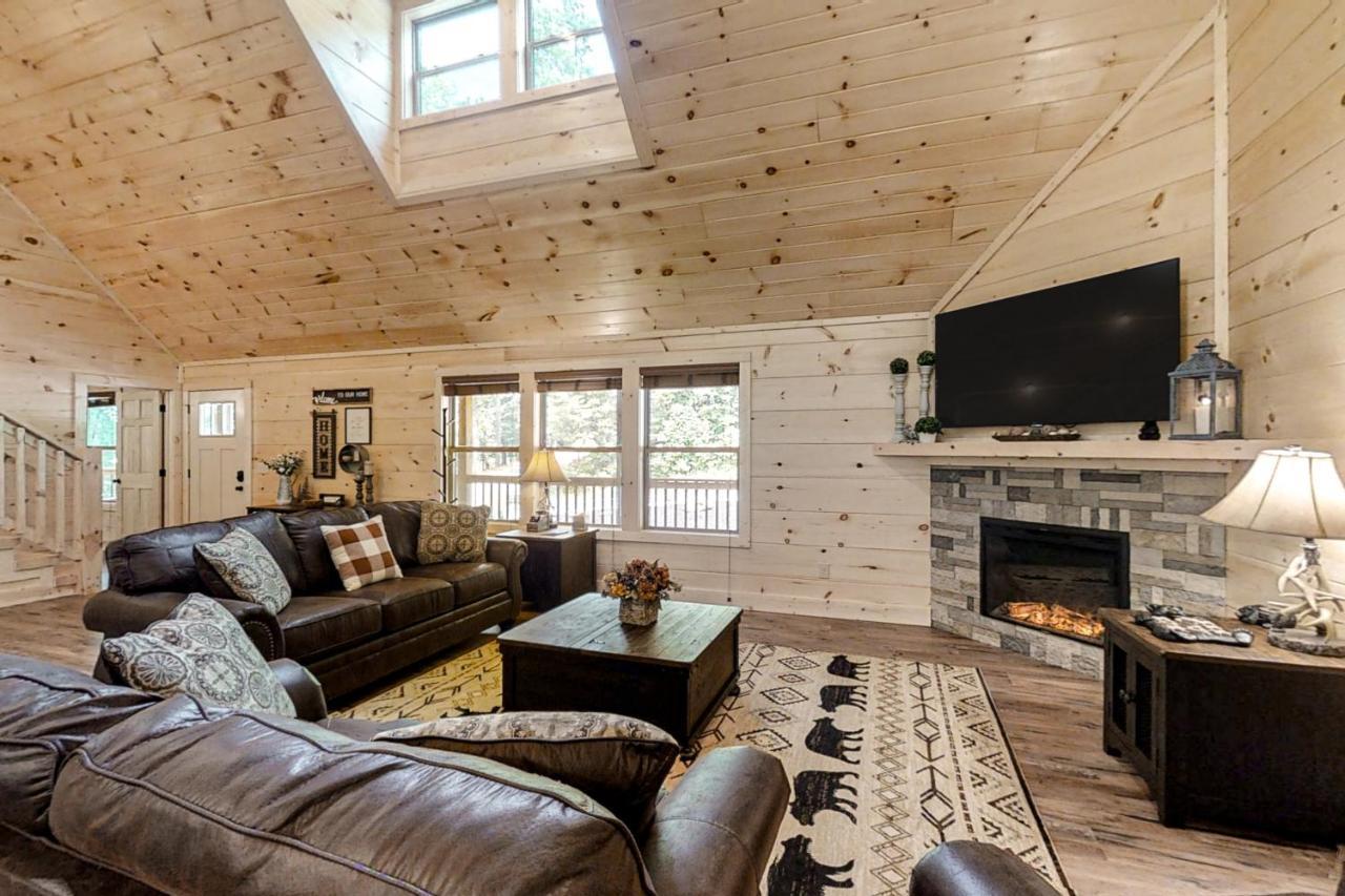Misty Mountain Retreat Villa เซอเวียร์วีล ภายนอก รูปภาพ