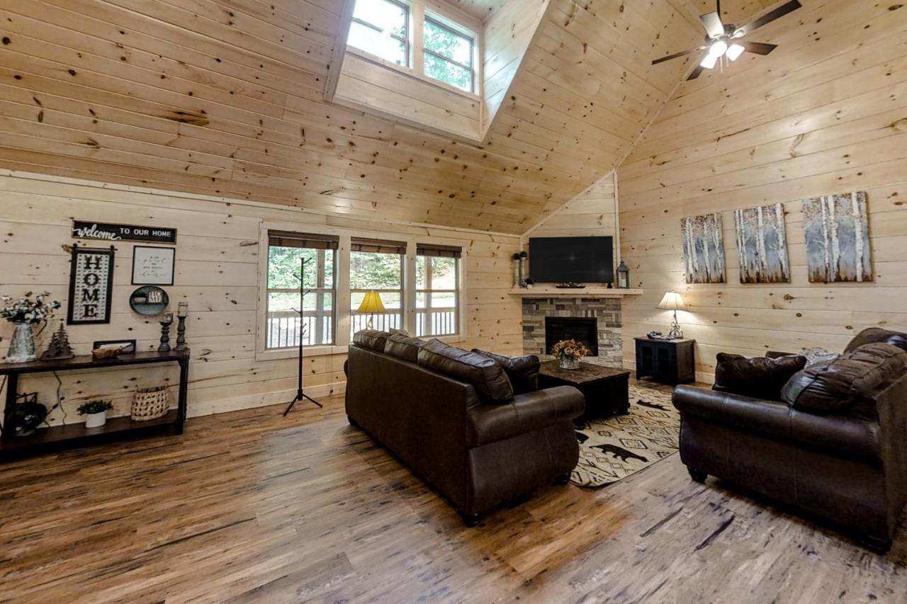 Misty Mountain Retreat Villa เซอเวียร์วีล ภายนอก รูปภาพ