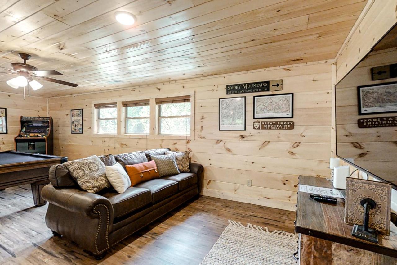 Misty Mountain Retreat Villa เซอเวียร์วีล ภายนอก รูปภาพ