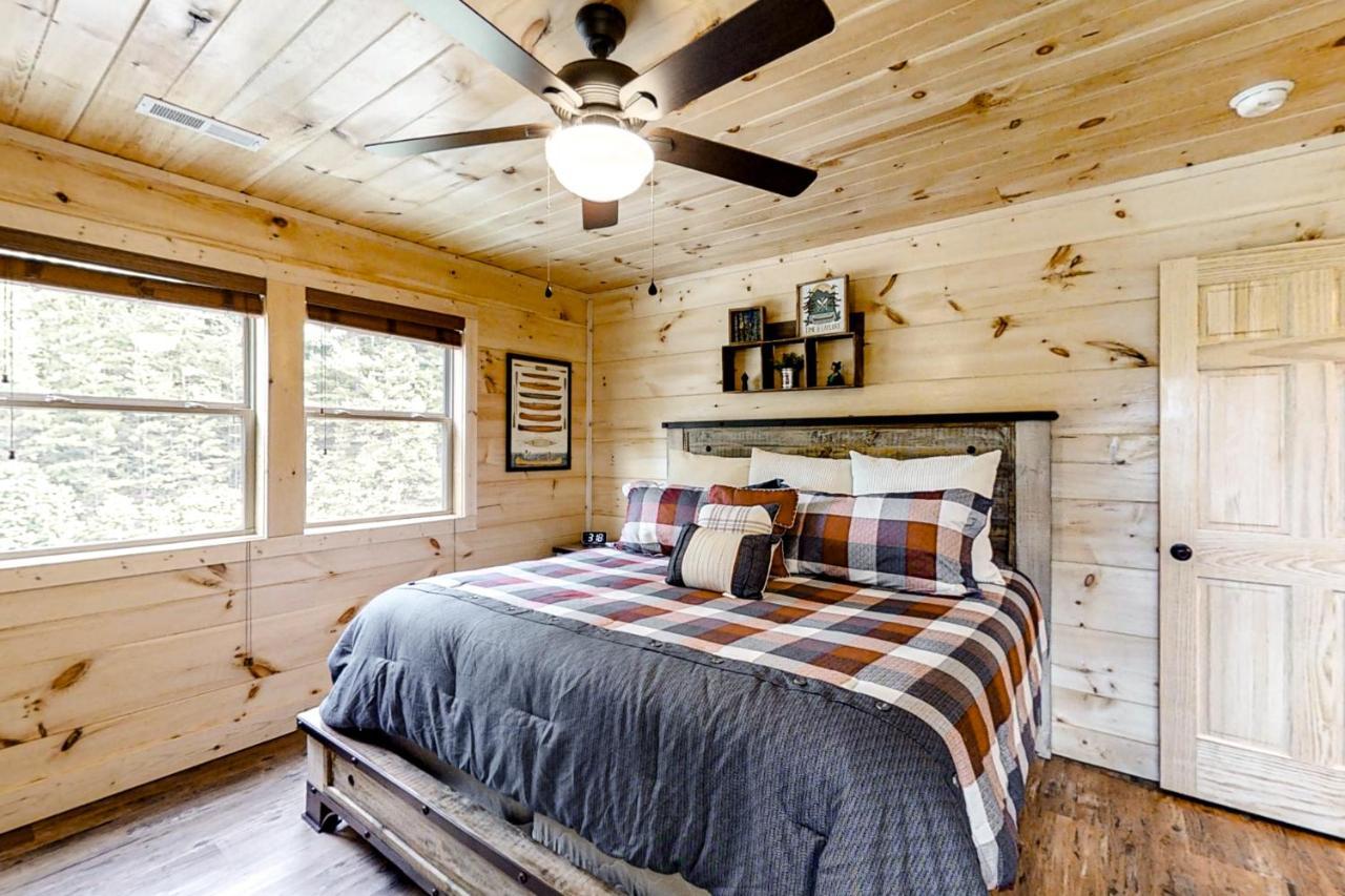 Misty Mountain Retreat Villa เซอเวียร์วีล ภายนอก รูปภาพ