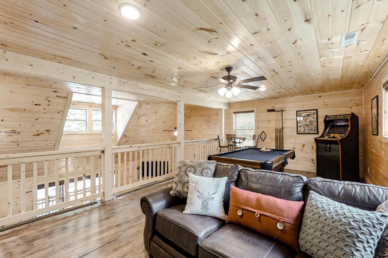Misty Mountain Retreat Villa เซอเวียร์วีล ภายนอก รูปภาพ